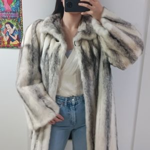 GORGEOUS REAL BLACK CROSS MINK FUR COAT